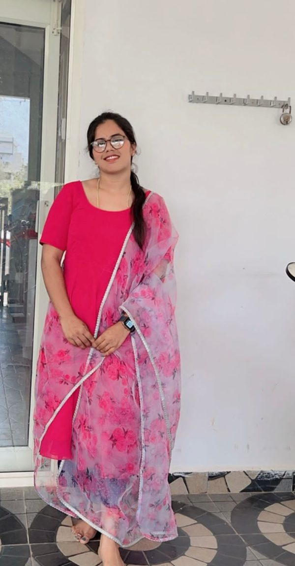 KURTHI WITH DUPATTA